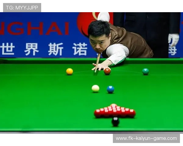 丁俊晖专注力量分配，提高控球柔度