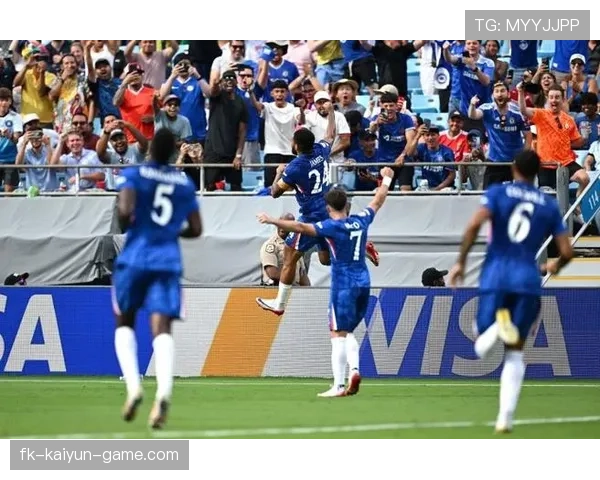 切尔西与卡拉巴赫握手言和,欧冠小组赛形势复杂,切尔西 巴拉克 切尔西与卡拉巴赫握手言和,欧冠小组赛形势复杂,切尔西 巴拉克