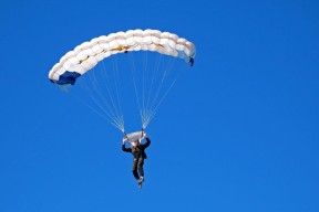 开云体育入口-曼联战热刺，利马或缺阵！阿莫林盼复仇之战幸运相伴，曼联0-3热刺