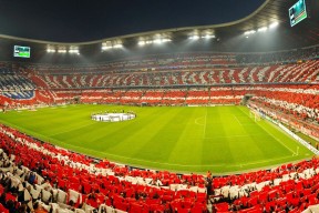 开云体育网页入口-曝阿莫林与曼联铁闸是亲戚，都是马戏团后代！稳居主力备受争议